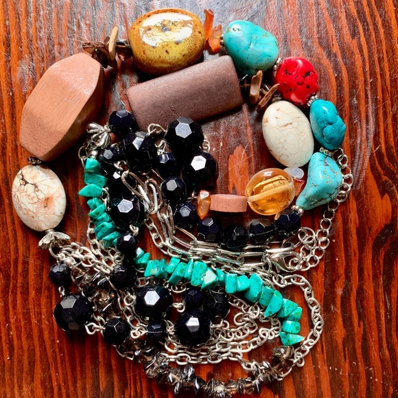 36"  Long Mixed Media Necklace - Gems Ceramic Wood Glass Stone Crystals - NWOT - Picture 3 of 10